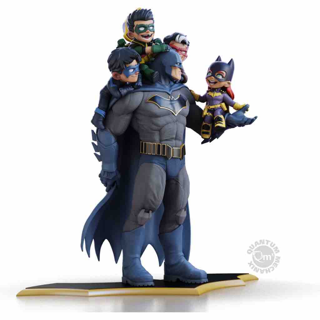 (Pre-Order) Batman Family Classic Q-Master Statue